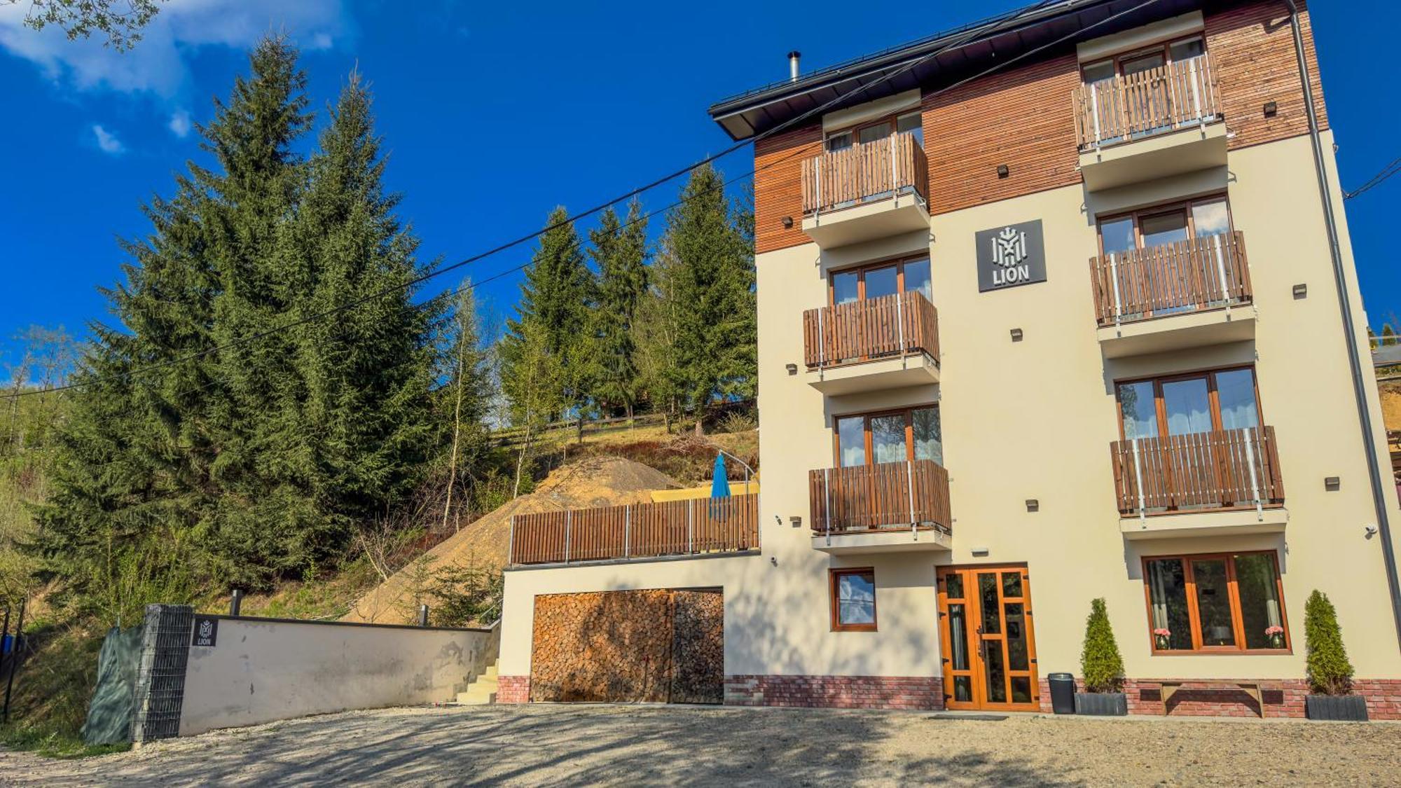 Hotel Lion Bukovel Exterior foto